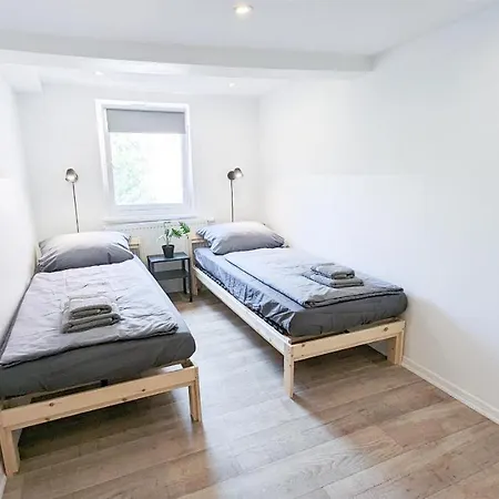 Alfa 3 Fuer 5 Personen L Parkplatz L Bad I Kueche L Wifi & Smarttv L Parking L Bathroom L Kitchen